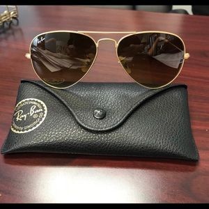 Ray Ban Aviators!💁🏼😎